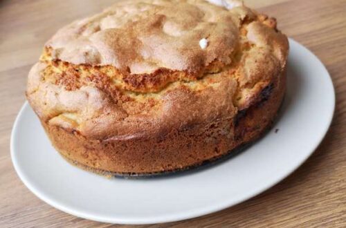 Italian apple cake