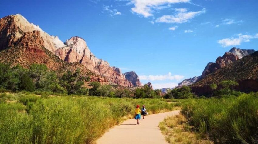 kids on hiking trail in Zion Canyon USA
